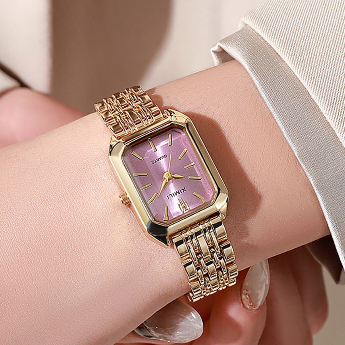 Ladies Quartz Watch with Steel Band